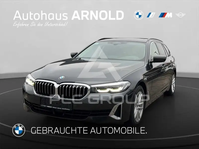 2022 BMW 530