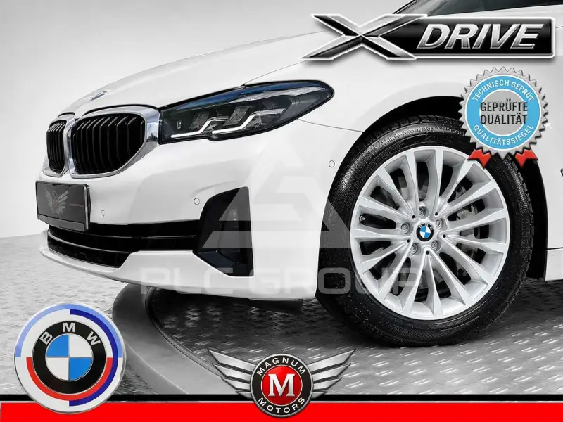 2022 BMW 530