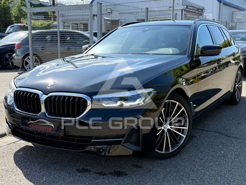 2022 BMW 530