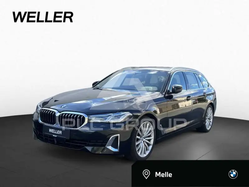 2022 BMW 530
