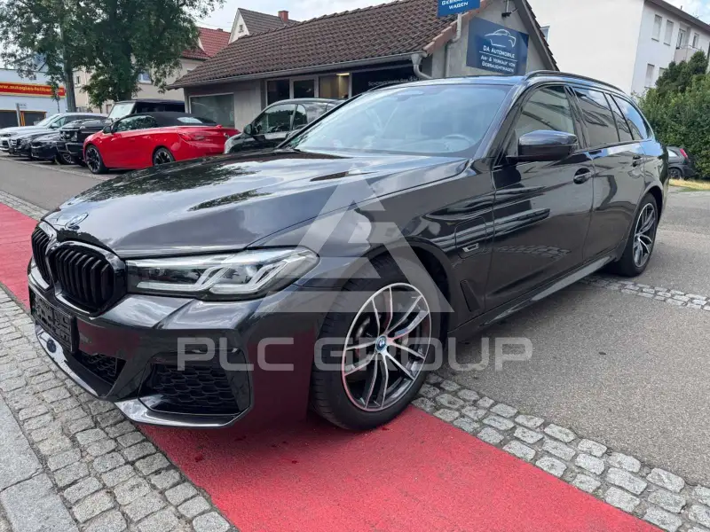 2022 BMW 530