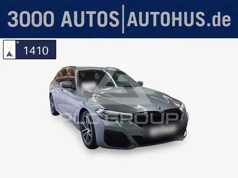2022 BMW 530