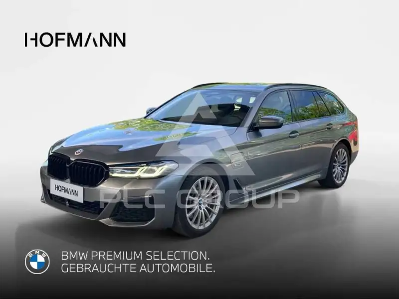 2022 BMW 530