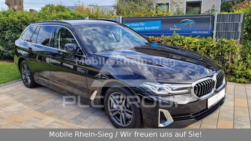 2022 BMW 530