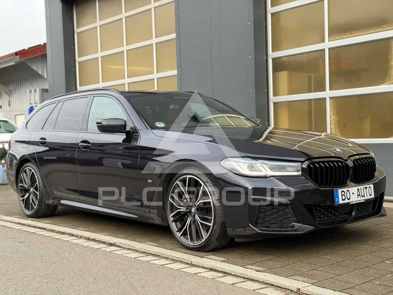 2022 BMW 530