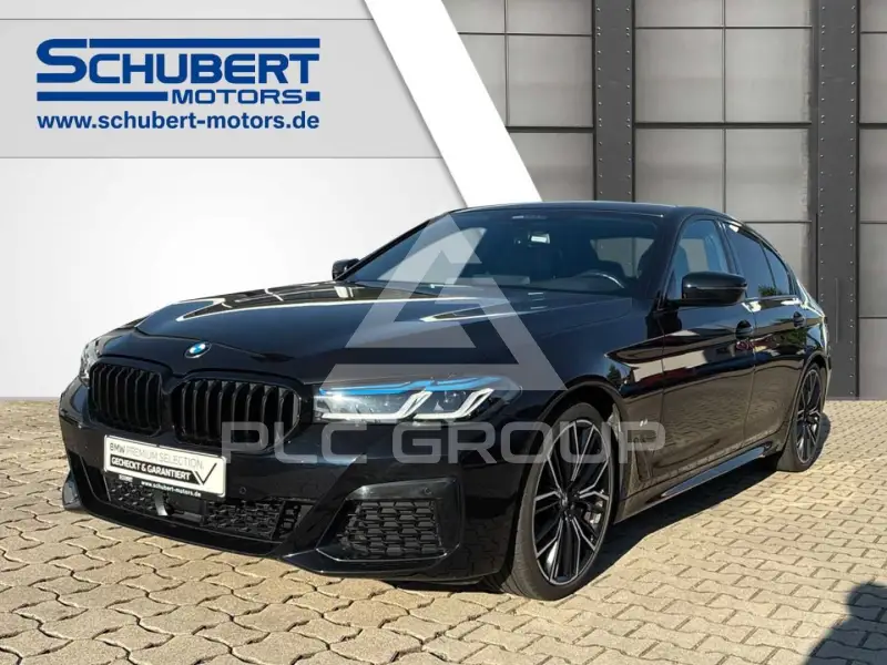 2022 BMW 530