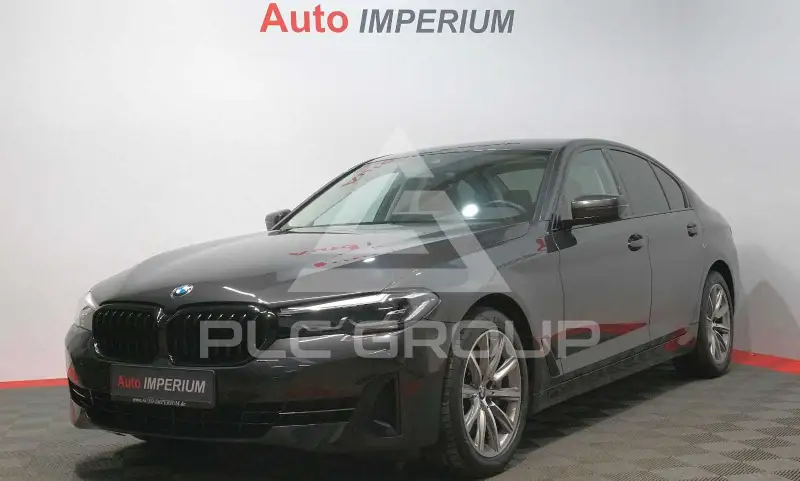2022 BMW 530