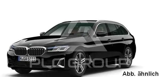 2022 BMW 530