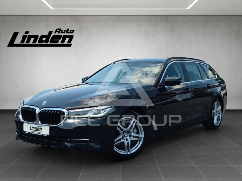 2022 BMW 530
