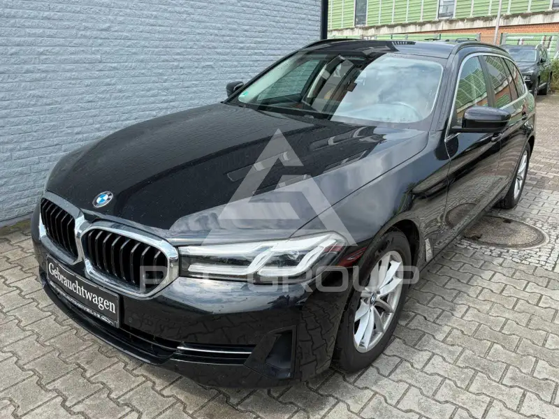2022 BMW 530