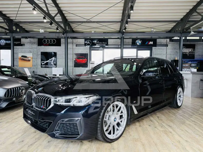 2022 BMW 530