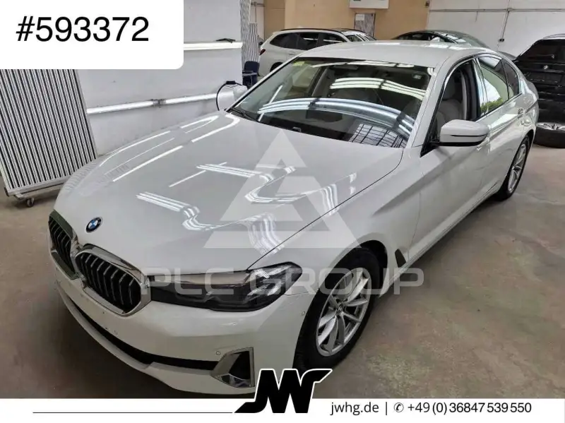 2022 BMW 530