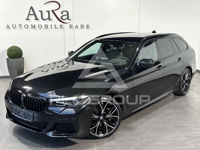 2022 BMW 530