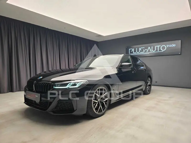 2022 BMW 530