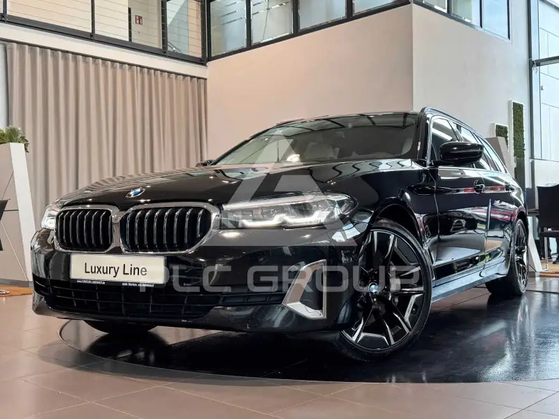 2022 BMW 530