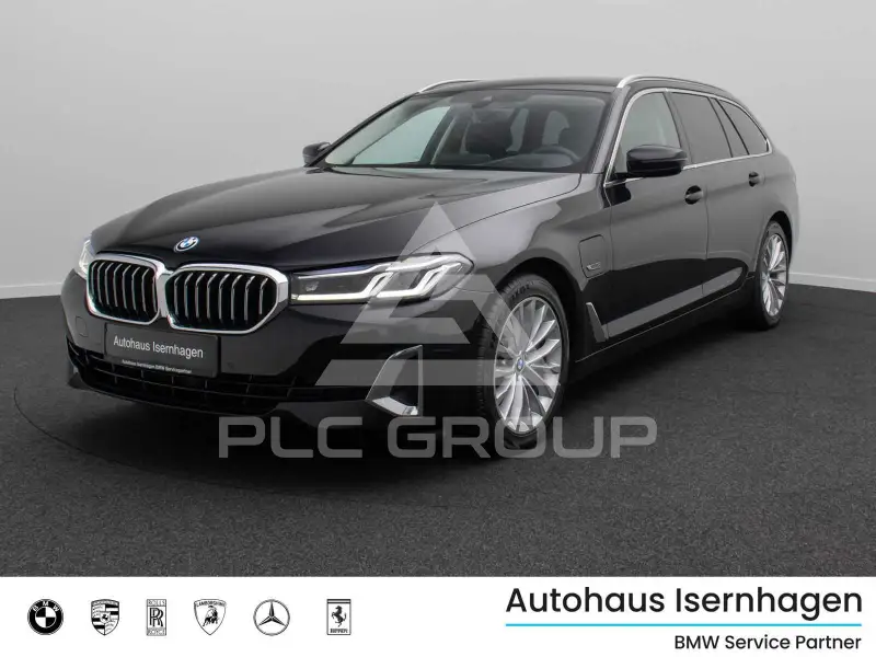 2022 BMW 530