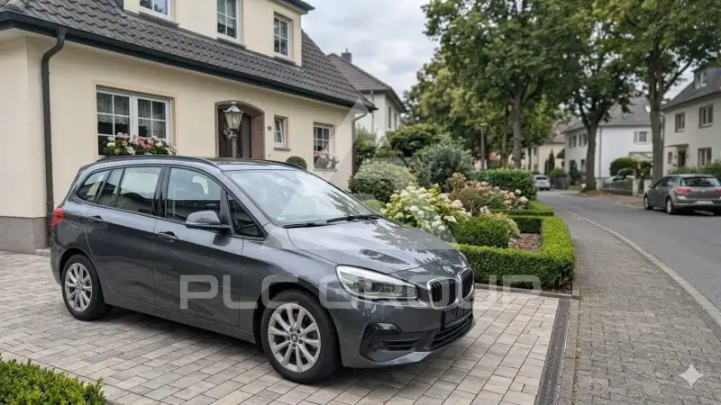 2022 BMW 218