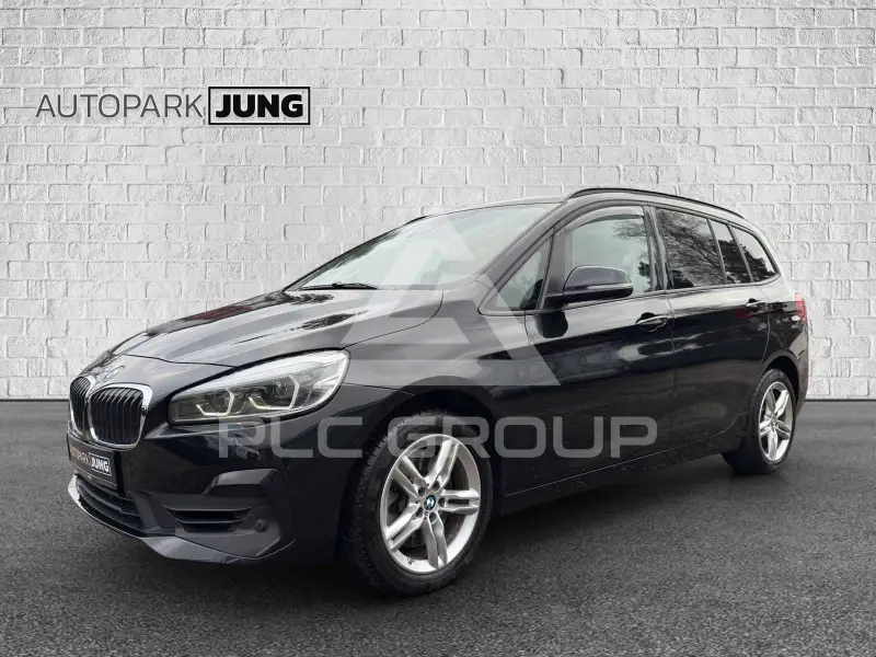 2022 BMW 218