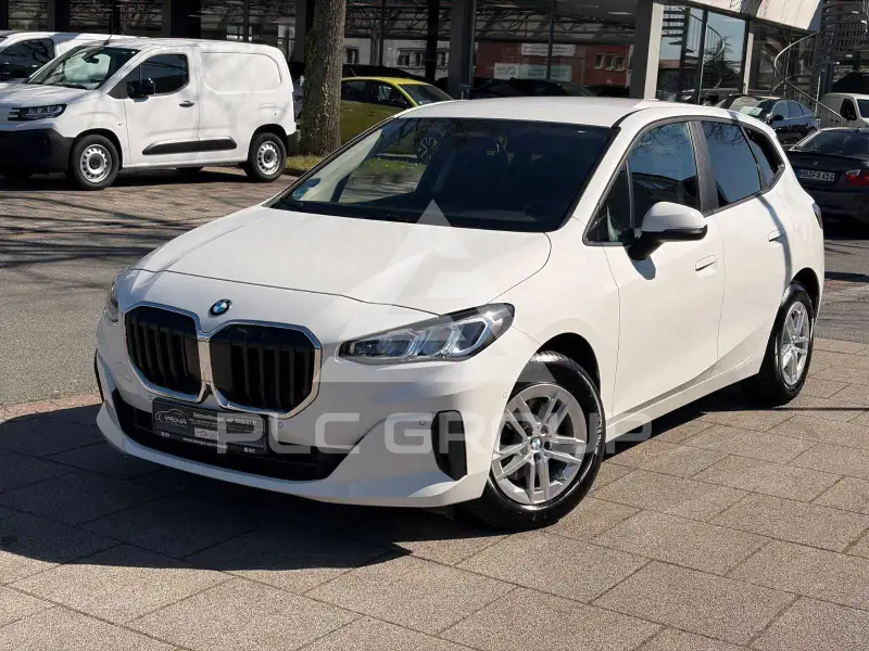 2022 BMW 218