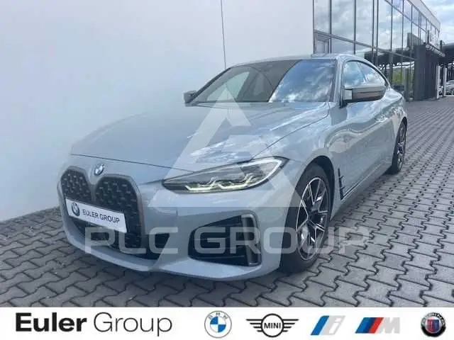 2022 BMW M4