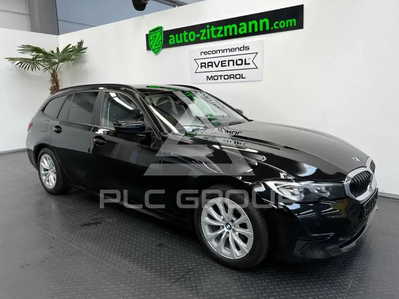 2022 BMW 320