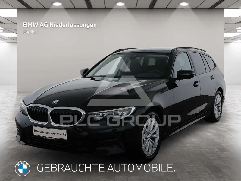 2022 BMW 320