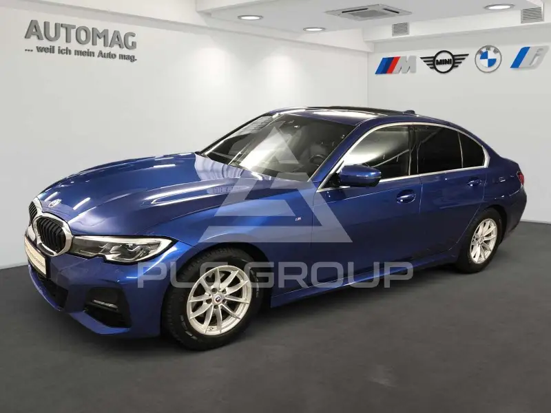 2022 BMW 320