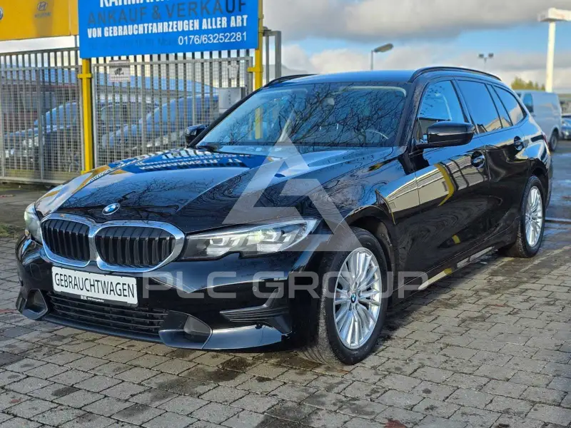 2022 BMW 320
