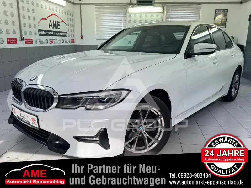 2022 BMW 320