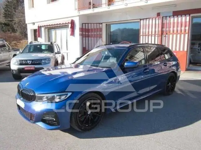 2022 BMW 320