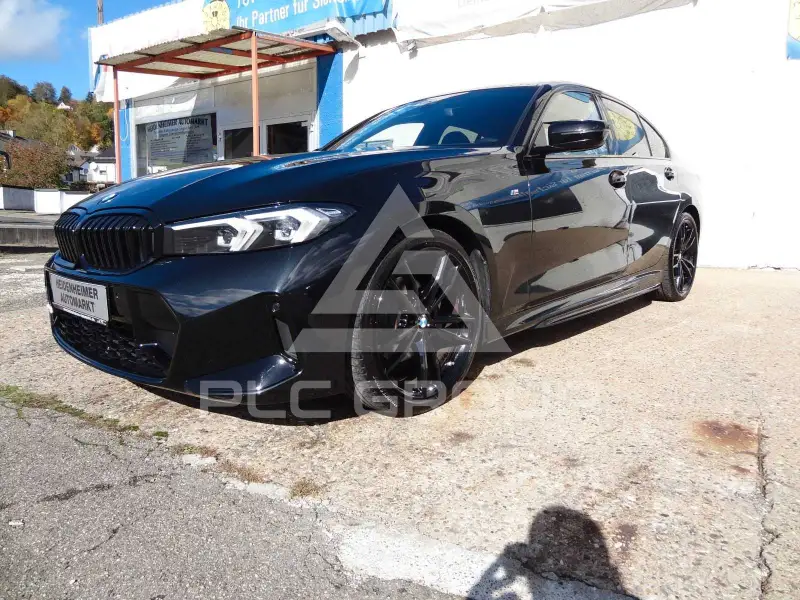 2022 BMW 320