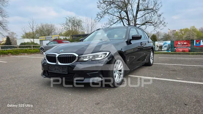 2022 BMW 320