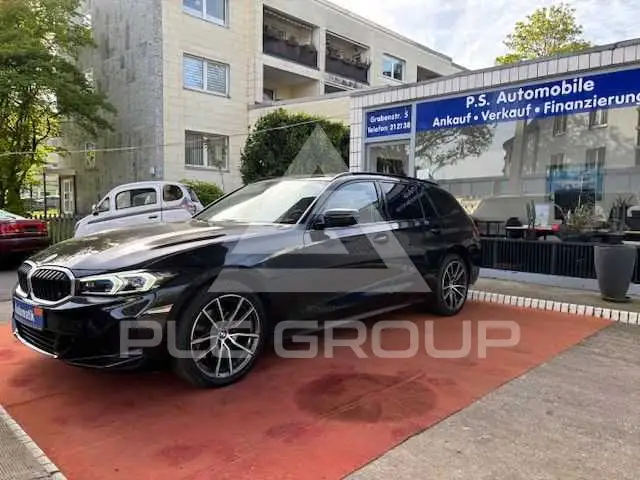2022 BMW 320