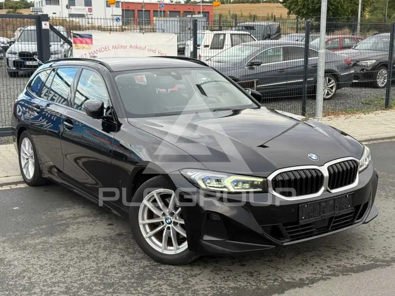 2022 BMW 320