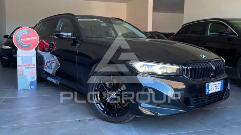 2022 BMW 320