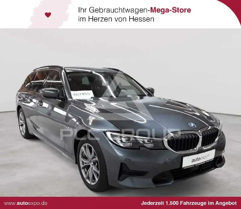 2022 BMW 320