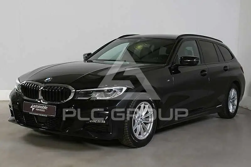 2022 BMW 320