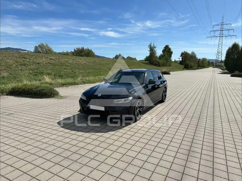 2022 BMW 320