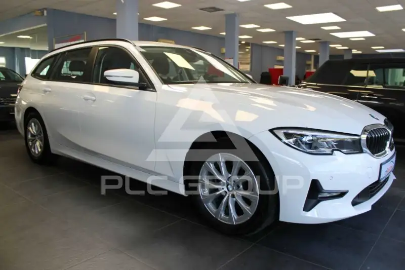 2022 BMW 320