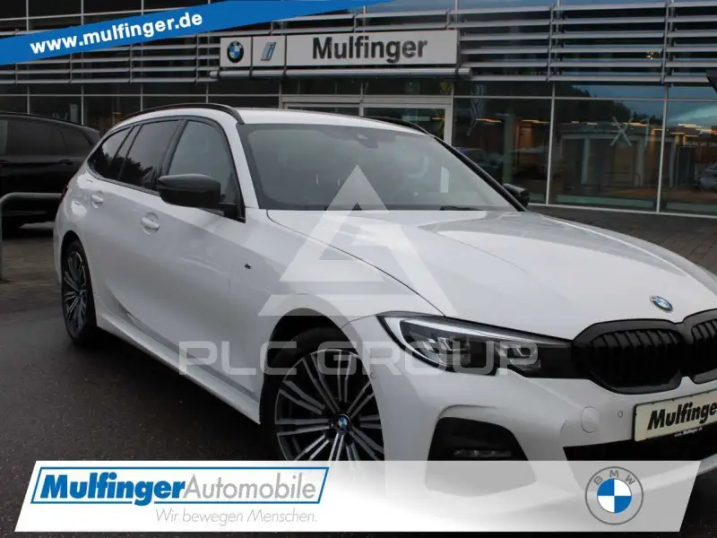 2022 BMW 320