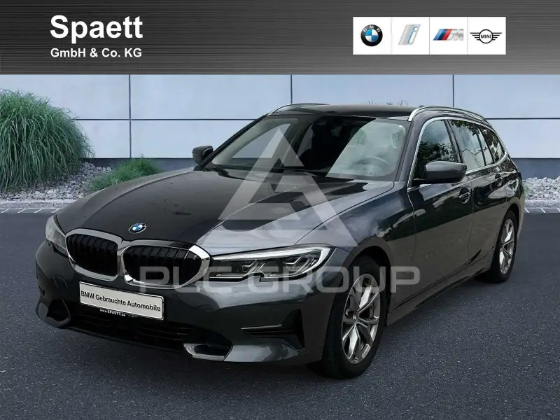 2022 BMW 320