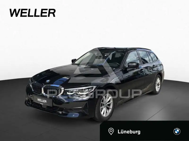 2022 BMW 320