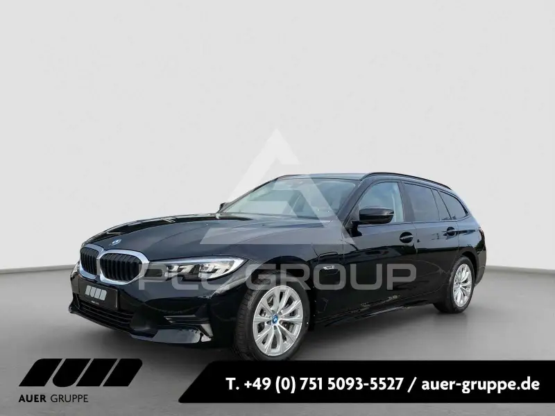 2022 BMW 320