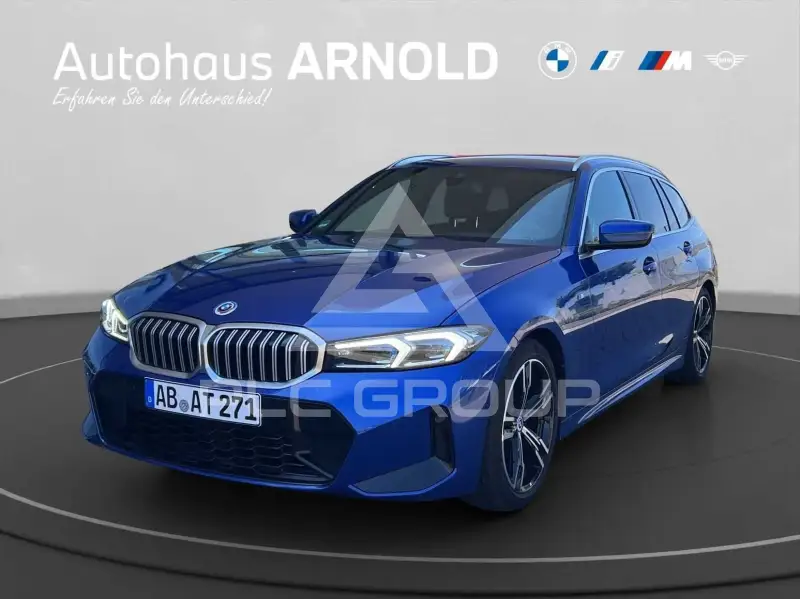 2022 BMW 320