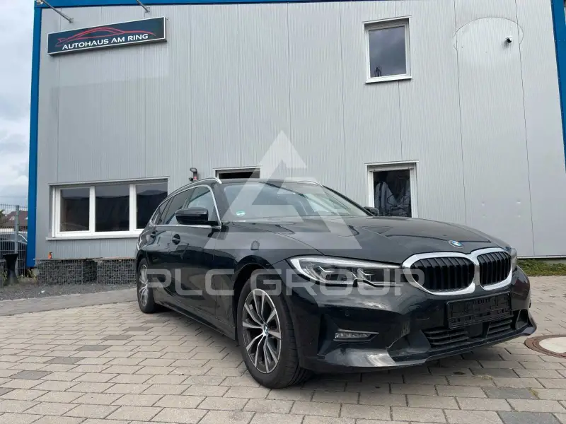 2022 BMW 320