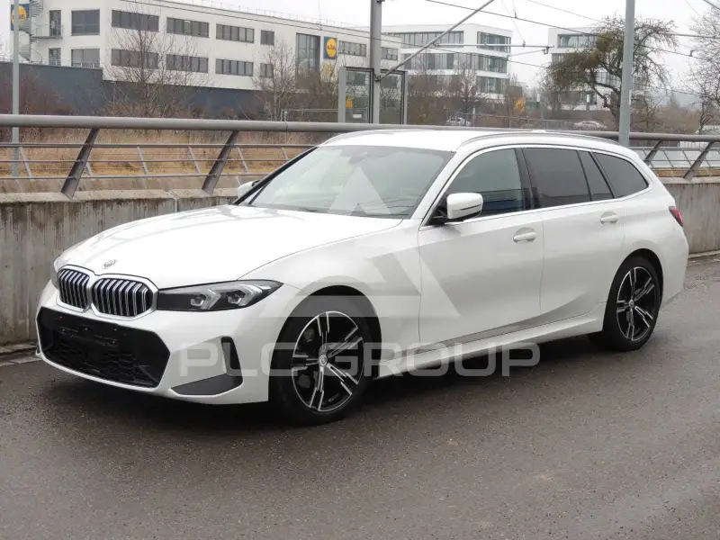 2022 BMW 320