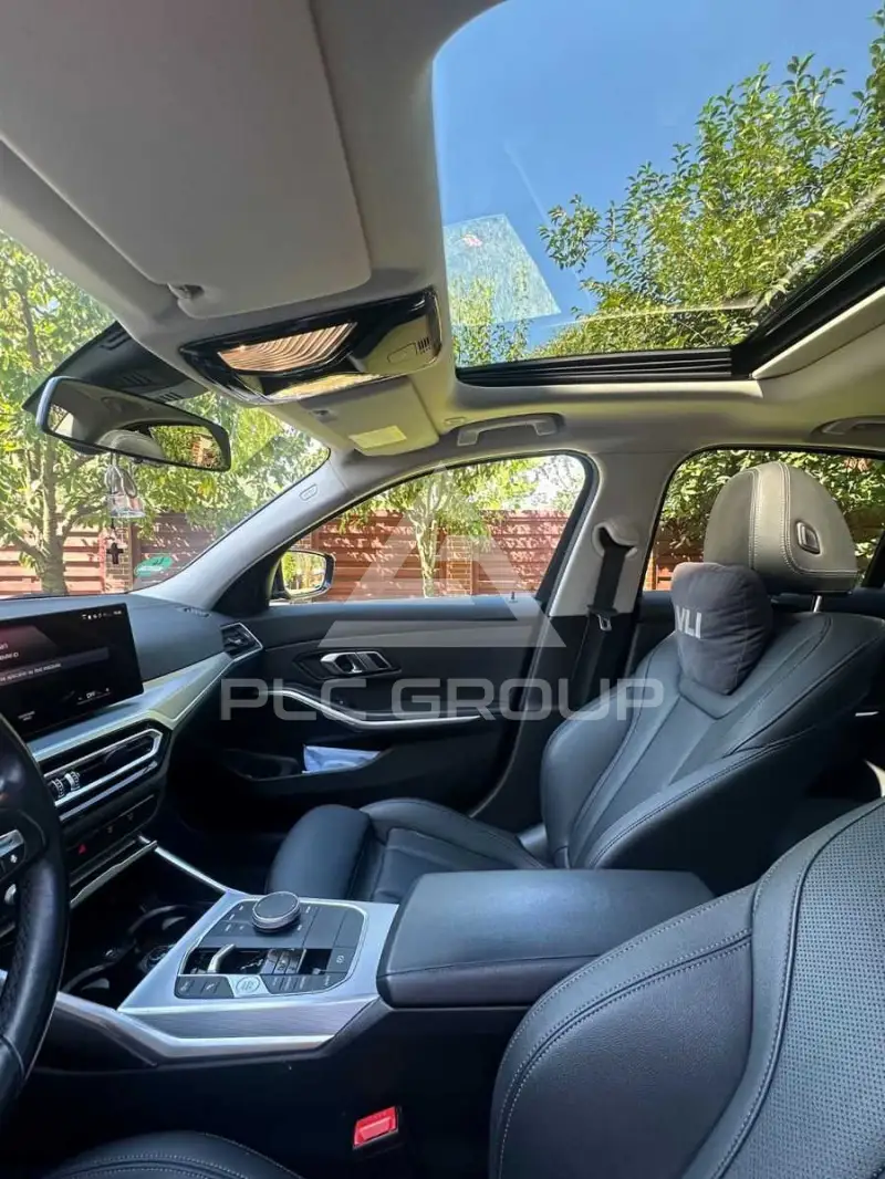 2022 BMW 320