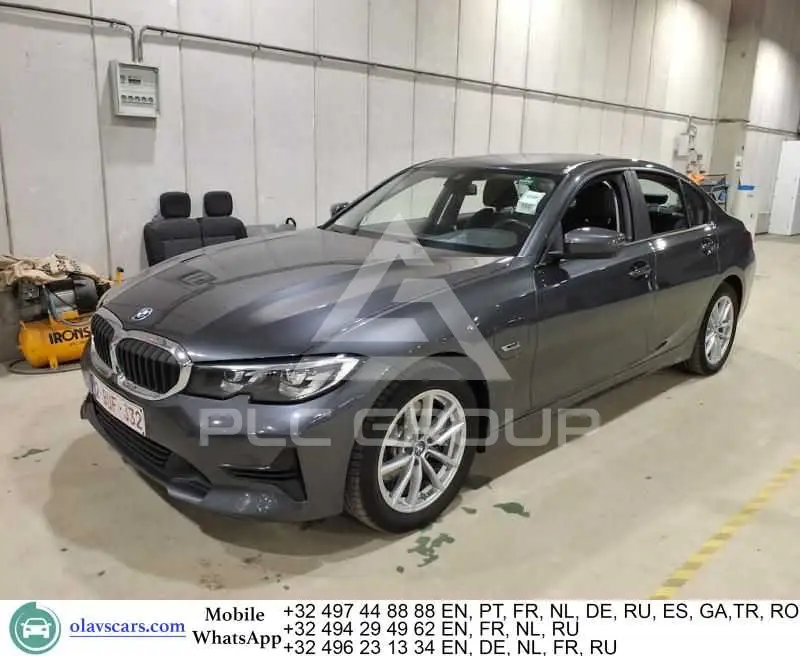 2022 BMW 320