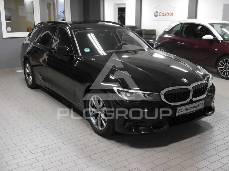 2022 BMW 320