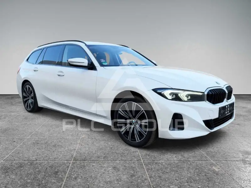 2022 BMW 320
